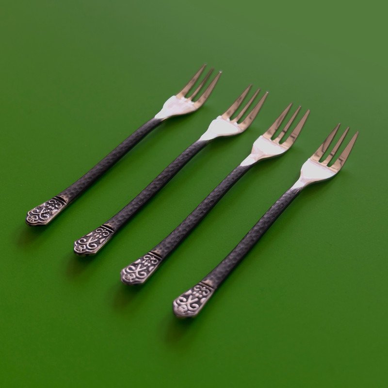 Avalon - 4 piece cocktail fork set